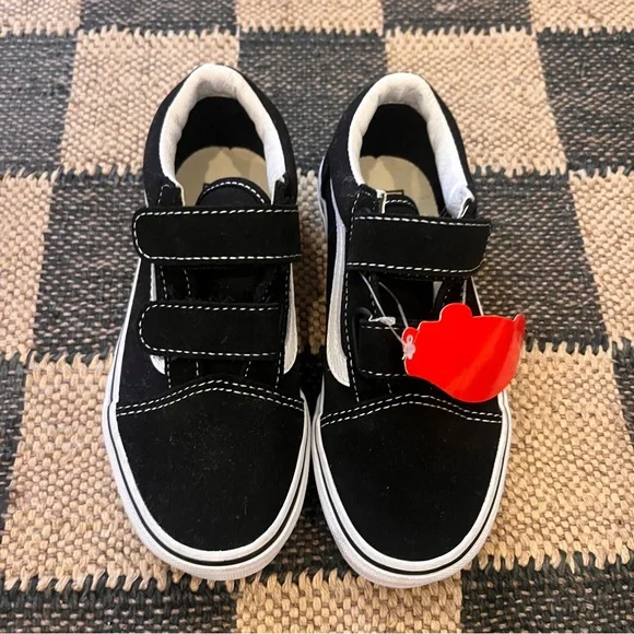 Vans Kids Black Sneakers - Picture 2 of 5